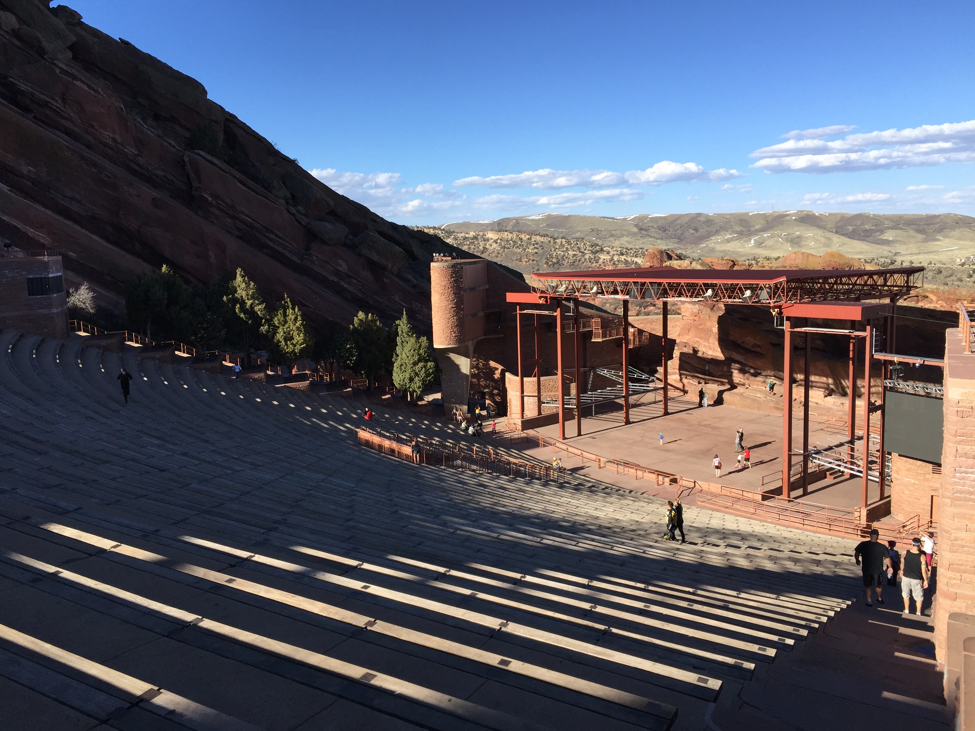 De videoclip Sunday Bloody Sunday van U2 is opgenomen in het Red Rocks Park bij Denver