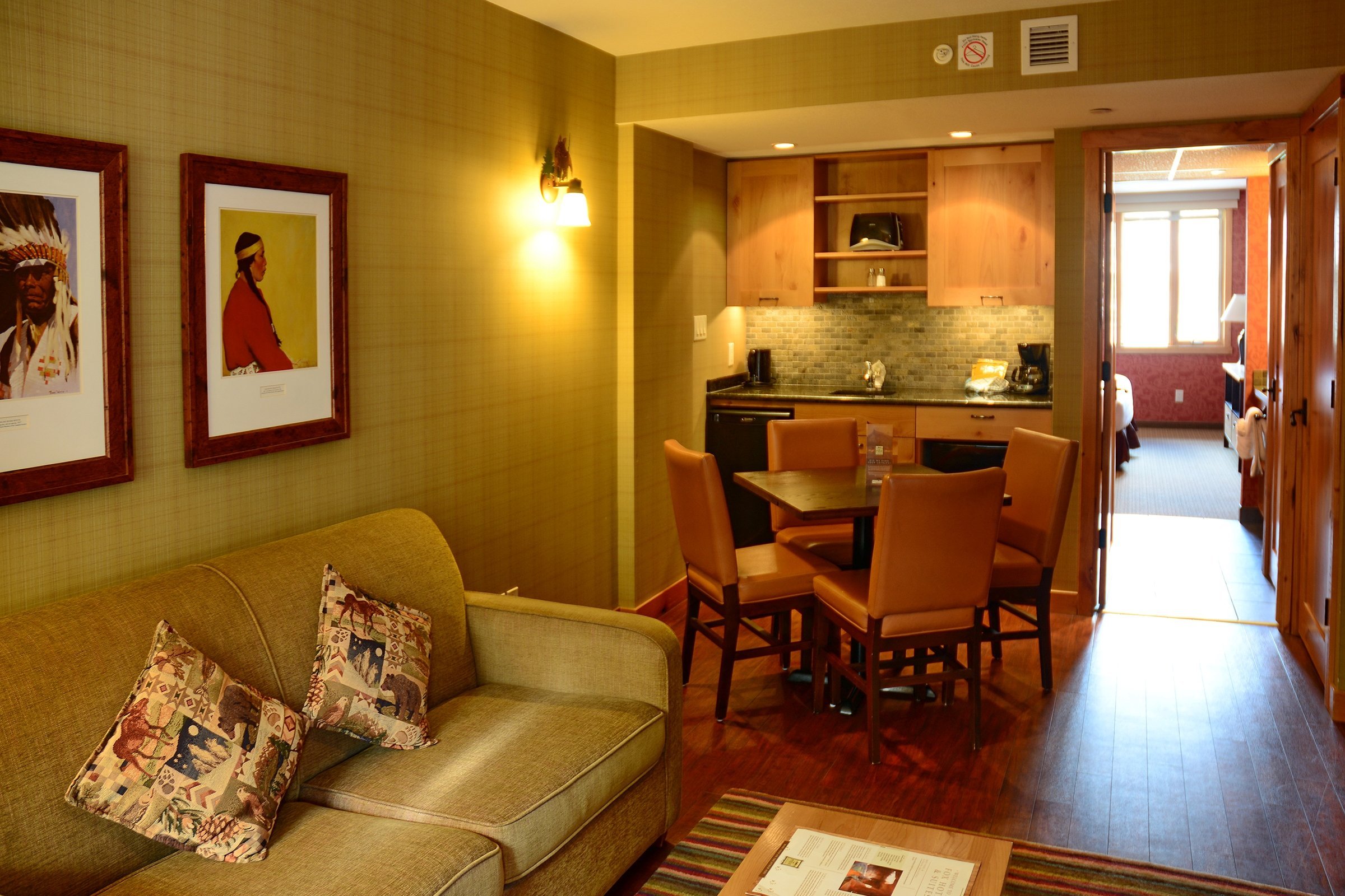Banff - Fox hotel & suites superior 1 bedroom king suite living room