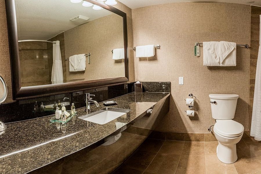 Nelson - Prestige Lakeside Resort - bathroom