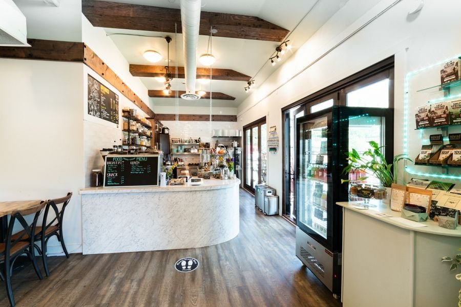 Nelson - Prestige Lakeside Resort - awaken wellness cafe