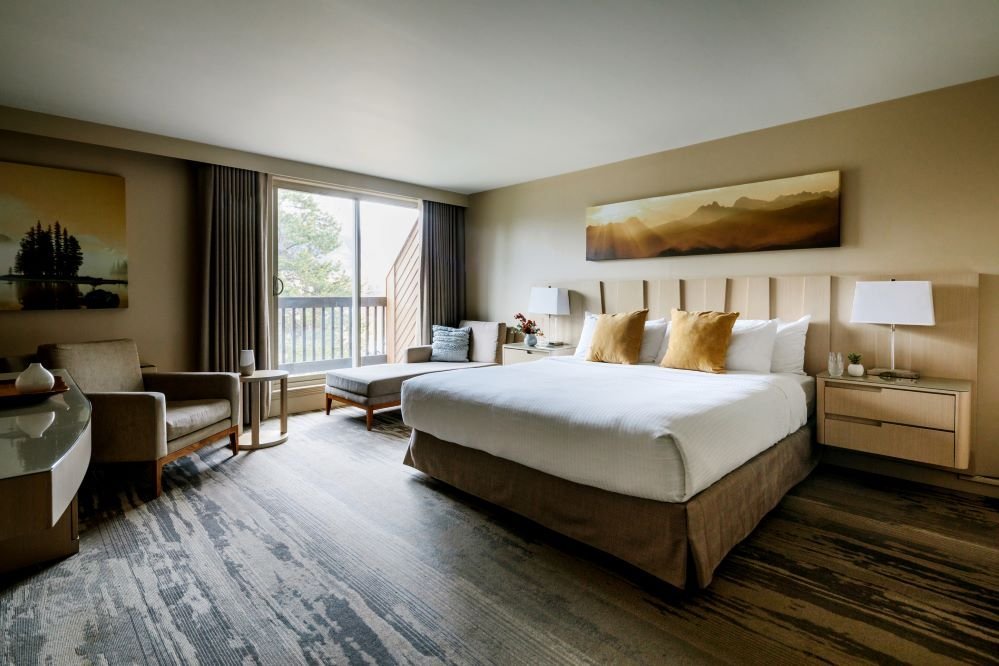 Jasper -Forest park hotel - woodland - balcony room 1 king
