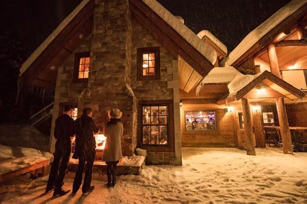 Winston lodge Kicking Horse bistro.jpg