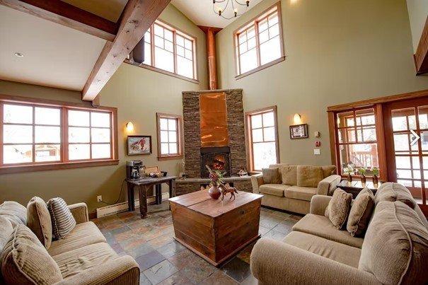 Winston lodge Kicking Horse lounge2.jpg