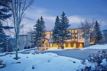 Stonebridge inn snowmass exterior