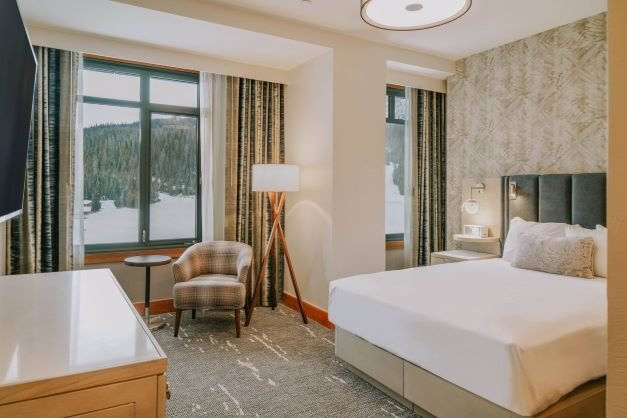 Big sky the summit hotel one bedroom condo bedroom