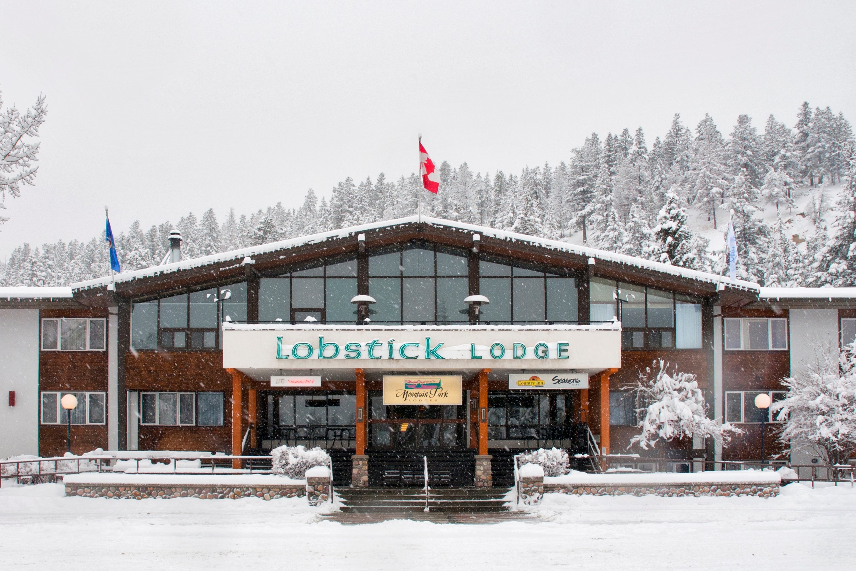 Jasper Lobstick Lodge Wintersport Canada