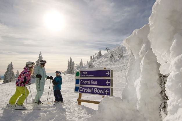 Crystal Bowl blauwe piste Sun Peaks