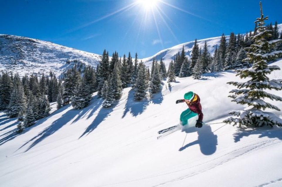 2018-02-16_wp_bluebirdpowder-skiing-cfrey-001-_2048px.jpg 2018-02-16_wp_bluebirdpowder-skiing-cfrey-001-_2048px.jpg