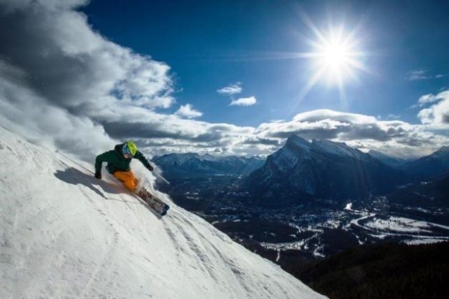 Skien in het skigebied van Lake Louise Skigebied Lake Louise