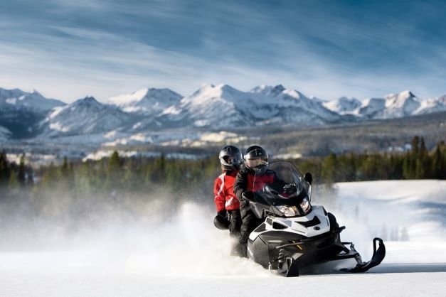 Snowmobile tour Panorama