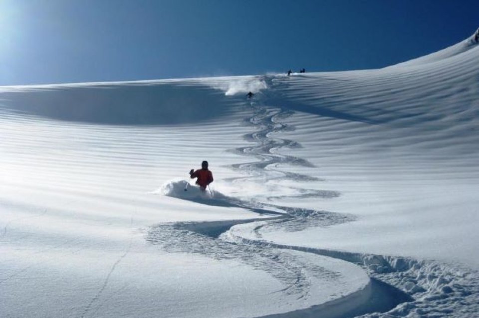 big white canada heli grip ski.jpg big white canada heli grip ski.jpg