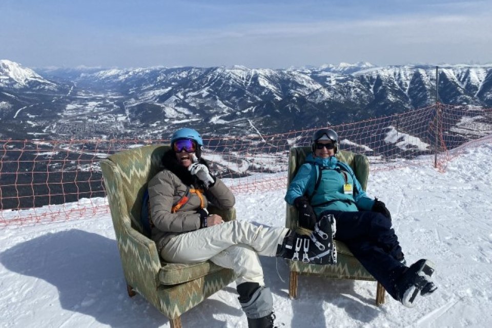 Else en Josee bij de Polar Peak in Fernie Else en Josee bij de Polar Peak in Fernie
