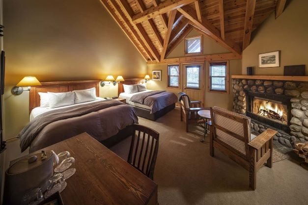 Premier room Buffalo Mountain Lodge