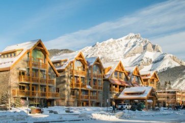 Banff - Moose hotel & suites exterior