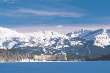 Lake Louise - Fairmont chateau lake louise exterior.jpeg