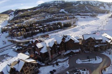 Snowmass - The Crestwood exterior