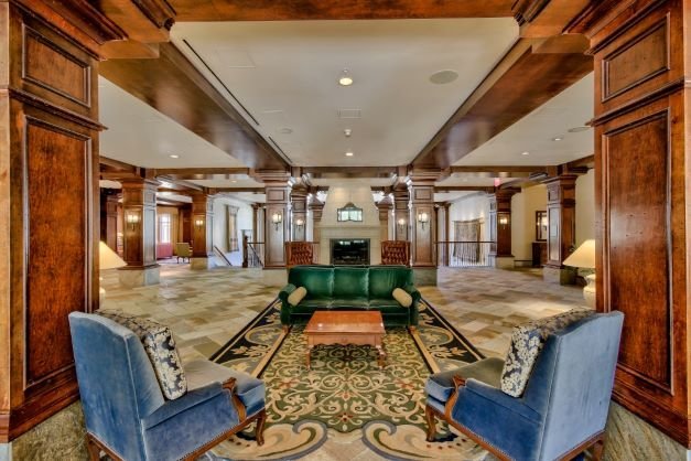 Sun Peaks - Sun Peaks Grand Hotel lobby