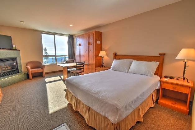 Big White - Inn at big white superior room