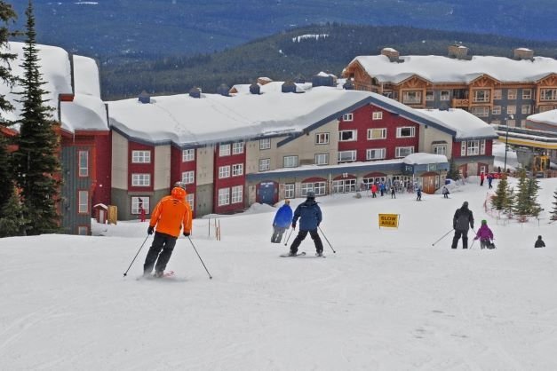 Big White - White Crystal Inn ski-in & ski-out