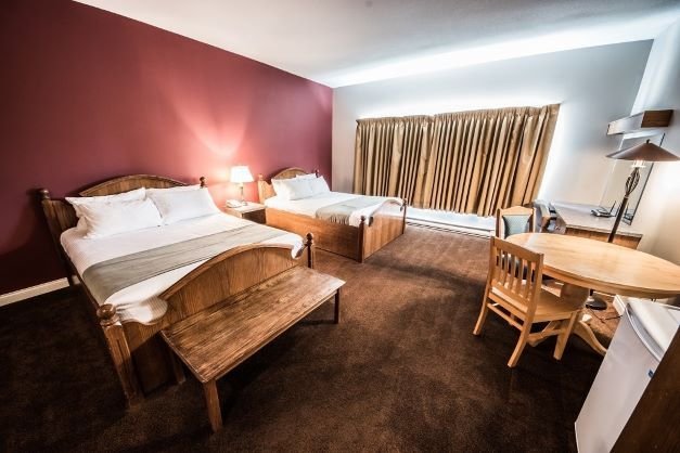 white crystal inn standard hotel kamer.jpg