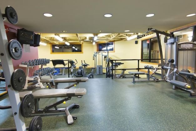 Fernie - Lizard Creek Lodge gym