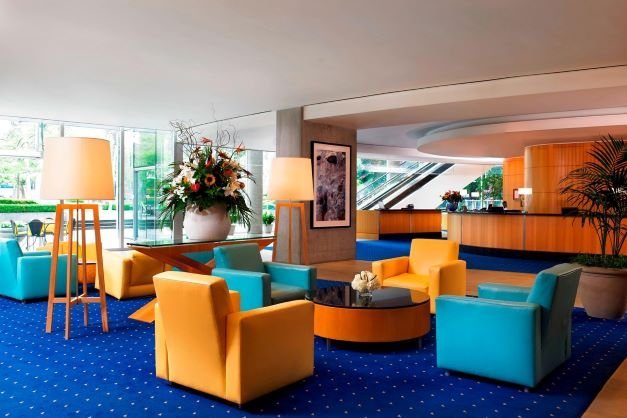 Vancouver - Sheraton vancouver wall centre lobby