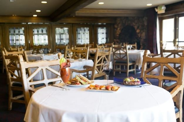 Deer Valley stein eriksen lodge - restaurant2