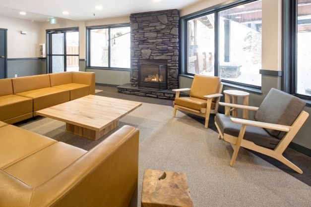 Panorama - the approach - main lobby and lounge