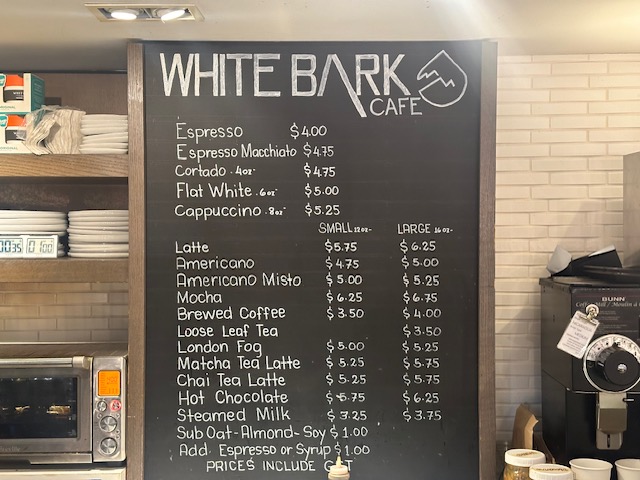 Whitebark Cafe in Banff in de Banff Aspen Lodge heeft de beste koffie in town!