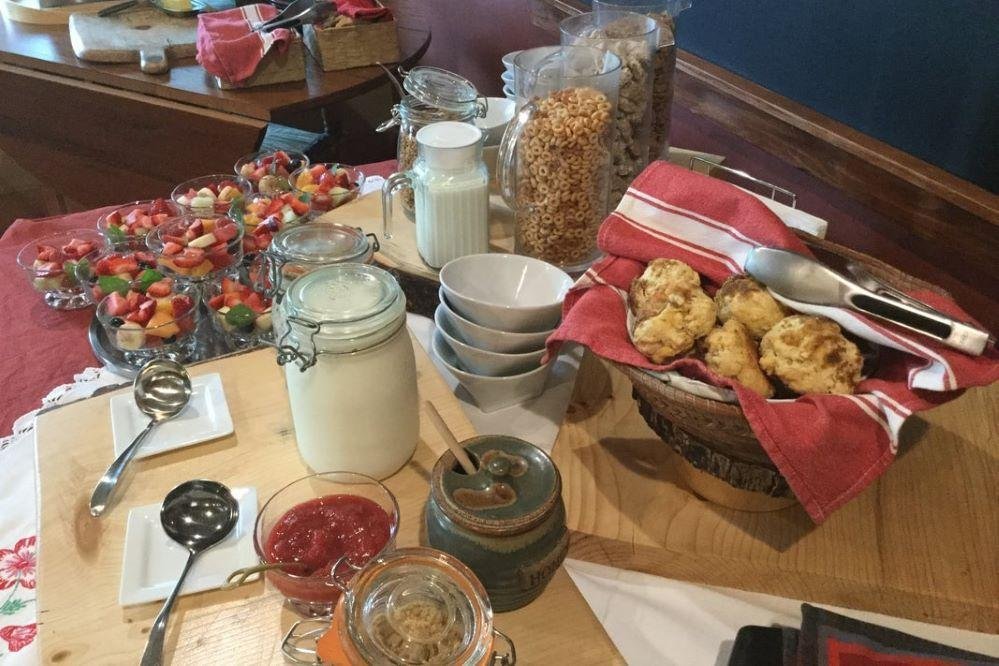 Vagabond Lodge Breakfast