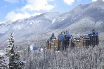 Fairmont Banff Springs exterior3