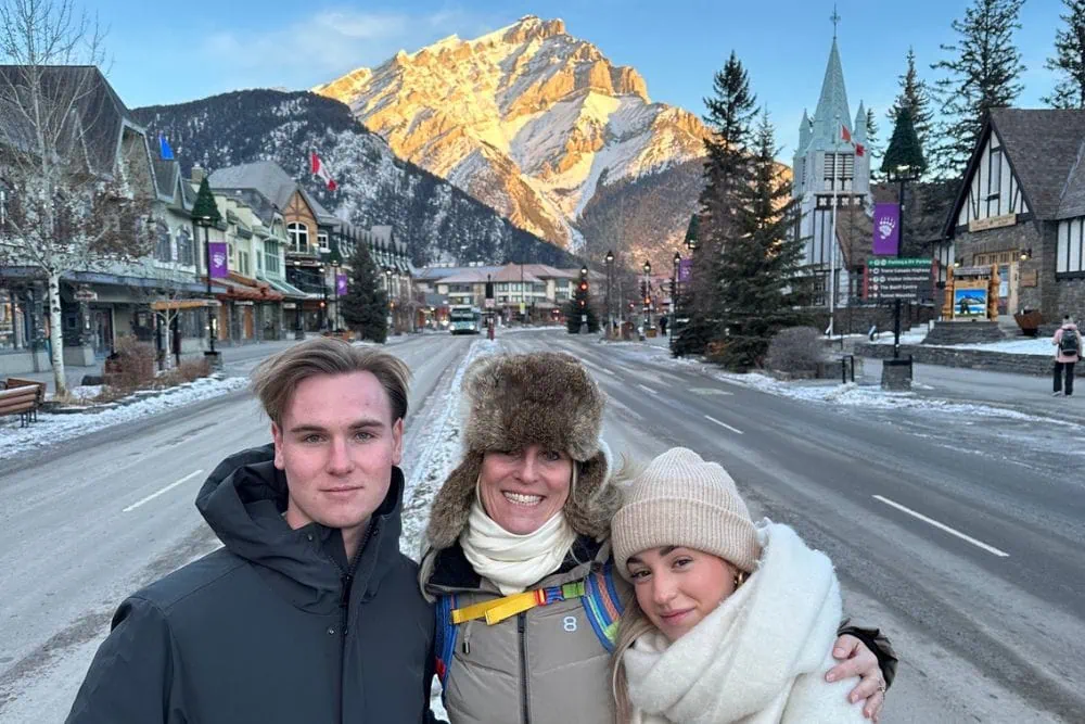 Terug in Banff kun je ontspannen in het hotel of nog even over Banff Avenue wandelen