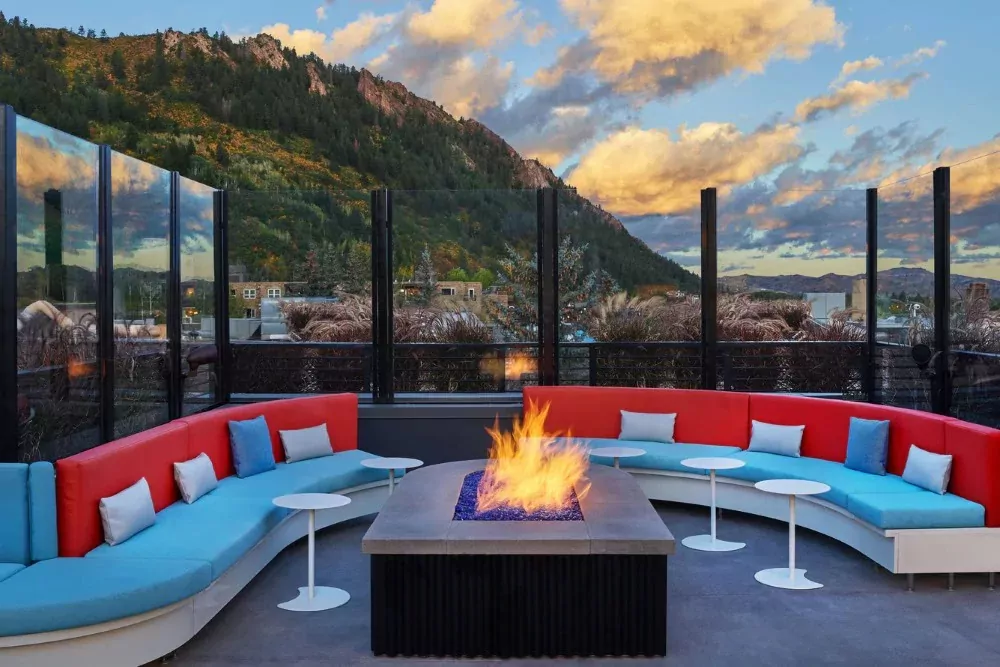 W Hotel Aspen WET deck lounge