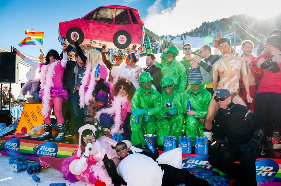 De Aspen Gay Ski Week is een populair evenement in Aspen Colorada die elk jaar in de maand januari wordt georganiseerd