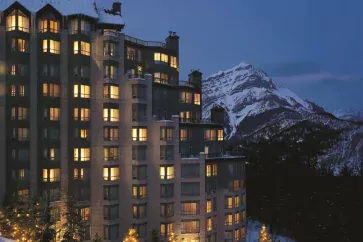 Banff Rimrock Banff Emblems Collection - Exterior - aangepast formaat