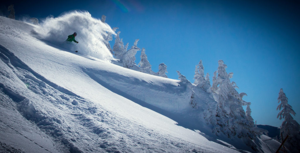 In Revelstoke is de kwaliteit van de poedersneeuw fantastisch, boek nu je wintersport naar Canada!