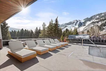 Aspen - Mollie Aspen pool