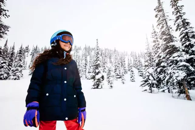 Kinderen skiën gratis in Jasper Kids ski free marmot basin 3