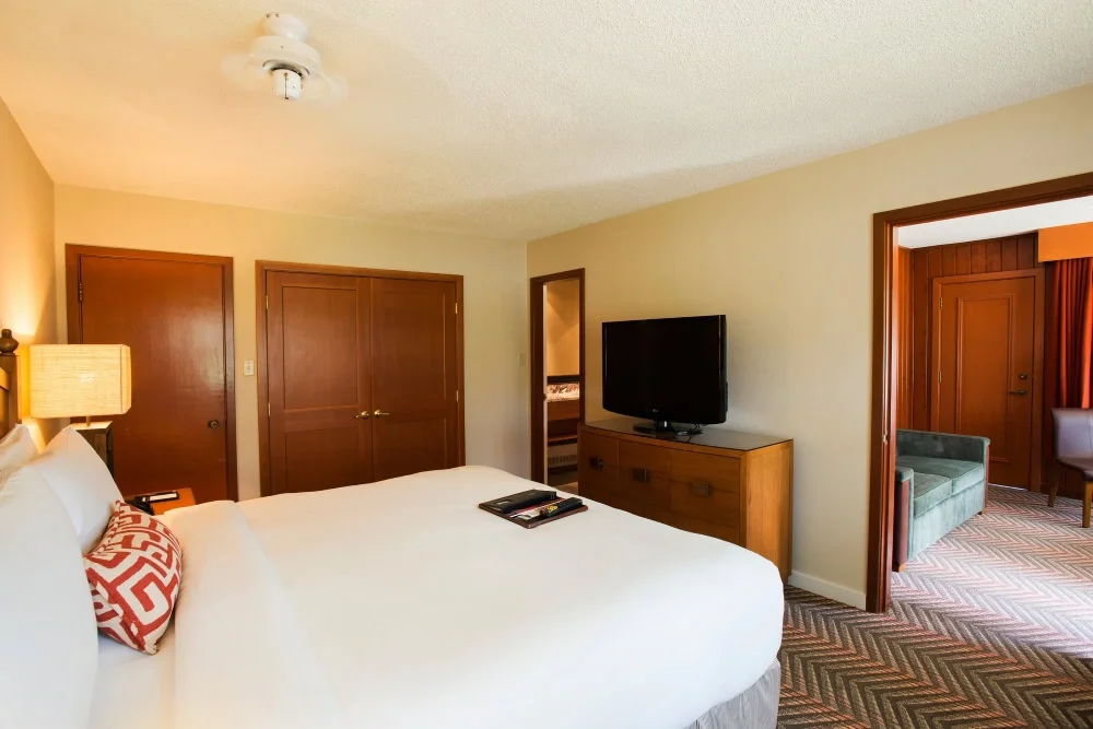 Fairmont Jasper Park Lodge Premier Deluxe